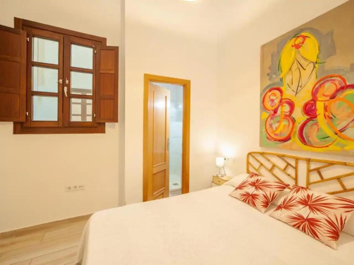 Monkeys Castilla Triana Apartment Seville